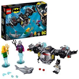 LEGO 76116 DC Super Heroes Batman Batsub and the Underwater Clash Batman, Aquaman and Ocean Master Minifigures Submarine Building Set